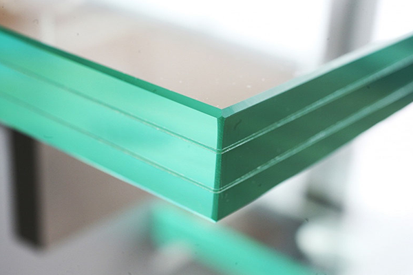 Laminated glass